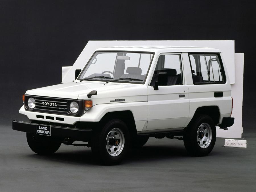  Toyota Land Cruiser 70 1985 года  (фото 18 из 30)